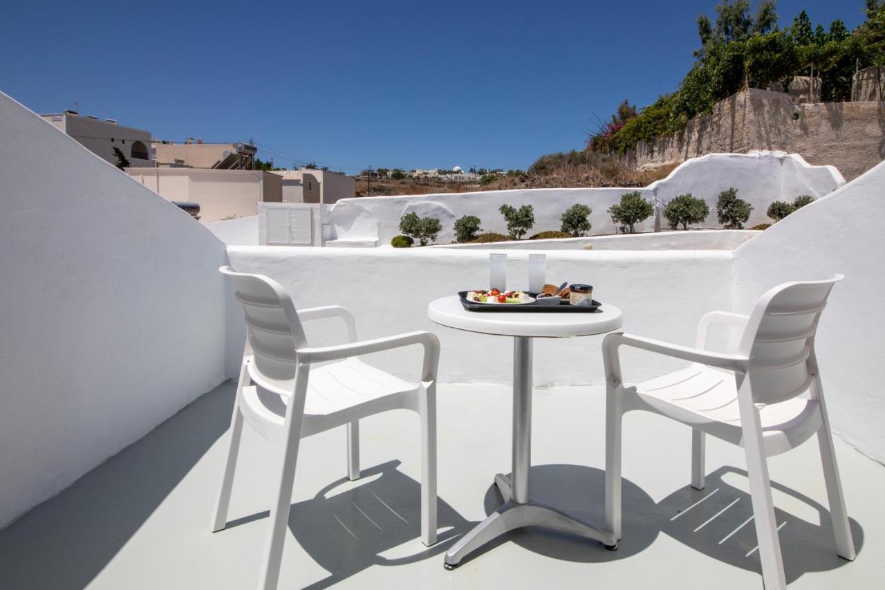 Evas House 2* Fira (Santorini)