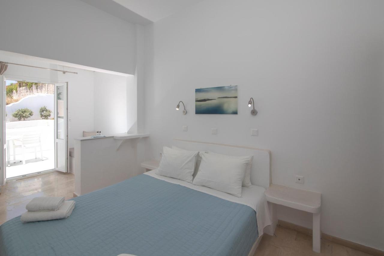 Evas House 2* Fira (Santorini)